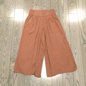 Beautiful pants by Azure Skies🍀🍀🍀